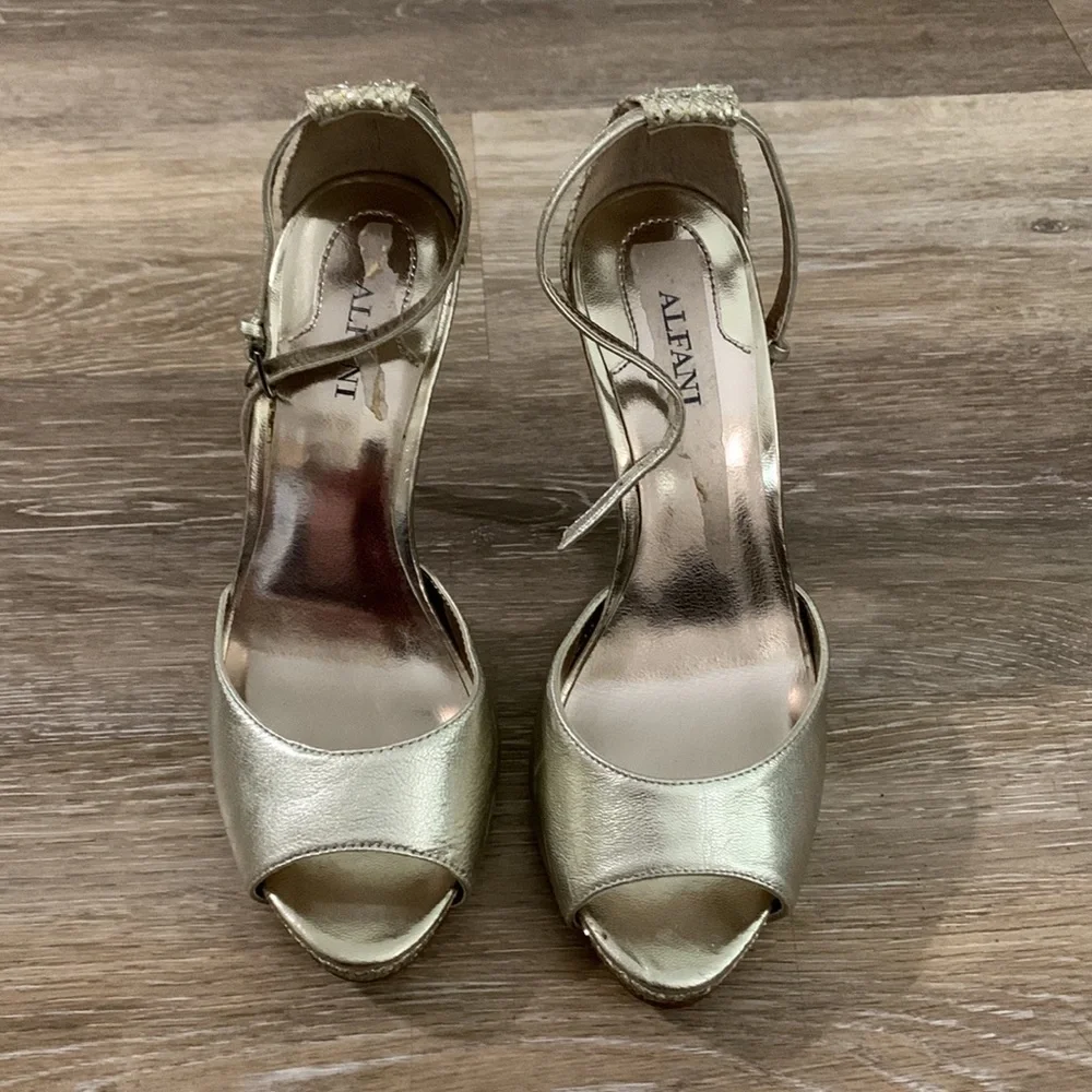 Alfani-Lyla Evening Platform Sandals EUC - Picture 2 of 10